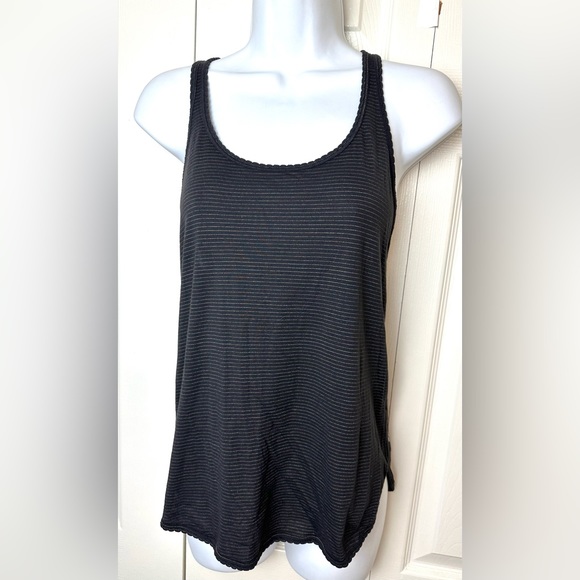 LULULEMON 105 F Singlet Tank Top Scalloped Trim Black Striped Lightweight Shirt - Picture 3 of 16